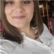 Doy clases económicas de una amplia variedad de materias para costearme los estudios